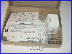 125 AMT Chevy Titan 90 Tractor Model Kit WithBox