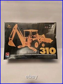 125 Scale AMT Ertl 15043 John Deere 310 Backhoe Loader Sealed Box Shows Wear