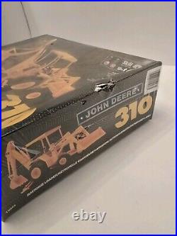 125 Scale AMT Ertl 15043 John Deere 310 Backhoe Loader Sealed Box Shows Wear