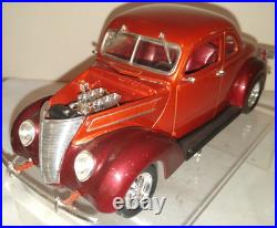1937 Amt Ford Custom Hoodless 5 Window Coupe Professional Built Model Kit
