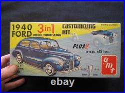 1940 Ford Deluxe two dr sedan 3 in 1 AMT 149 no. 240 complete