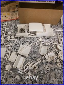 1956 Ford Victoria Hardtop 1/25 Model Kit AMT Vintage MIB NEW Unbuilt