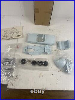 1957 AMT Ford T-Bird Craftsman Series Kit 4037 ORIGINAL NO DECALS
