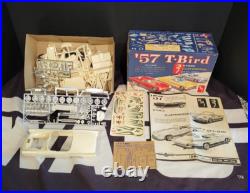 1957 T-Bird Ford Thunderbird 57 Model Kit AMT SMP 3 in 1 1/25 MIB NEW Unbuilt