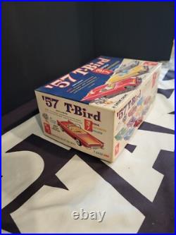 1957 T-Bird Ford Thunderbird 57 Model Kit AMT SMP 3 in 1 1/25 MIB NEW Unbuilt