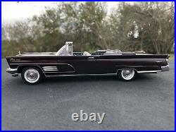 1960 Lincoln Convertible Pro Built Model