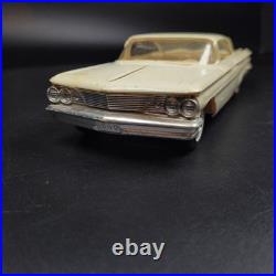 1960 PONTIAC BONNEVILLE VINTAGE AMT MPC 1/25 125 Model Car Kit
