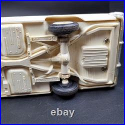 1960 PONTIAC BONNEVILLE VINTAGE AMT MPC 1/25 125 Model Car Kit