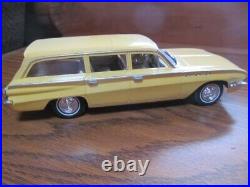1961 Buick Special station wagon AMT Model car