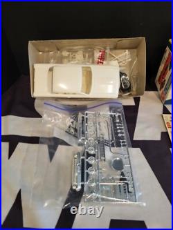 1961 Ford Falcon 61 K-1061 Model Kit AMT 3 Way 1/25 VINTAGE MIB NEW Unbuilt