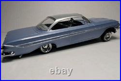 1961 Impala Model Kit Lowrider With 14 X 7 Crome 45 Spokes Wire Wheels 125 Scale