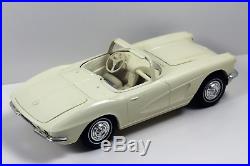 1962 Corvette Convertible Promo (Friction) White AMT # F922