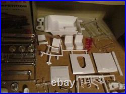1963 Ford Fairlane Model kit AMT unbuilt complete