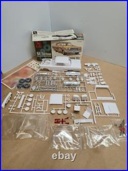 1964 FORD FAIRLANE Vintage AMT Original 1/25 Plastic Model Kit Issued In 1964
