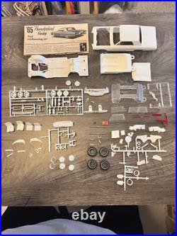 1965Thunderbird Hardtop 3n1 Model Kit 1/25, original issue, Screw bottom, Not Comp