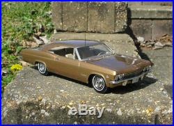 1965 Chevrolet Impala Super Sport Pro Built 1/25 AMT