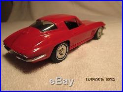 1965 Corvette Coupe Promo Car AMT 1/25