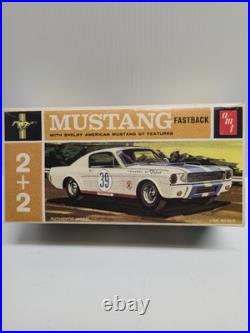 1965 FORD MUSTANG 2+2 Fastback AMT'65 Issue 1/25 Plastic Model Kit COMPLETE