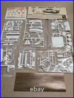 1965 FORD MUSTANG 2+2 Fastback AMT'65 Issue 1/25 Plastic Model Kit COMPLETE 1965 FORD MUSTANG 2+2 Fastback AMT'65 Issue 1/25 Plastic Model Kit COMPLETE