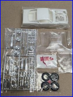1965 FORD MUSTANG 2+2 Fastback AMT'65 Issue 1/25 Plastic Model Kit COMPLETE