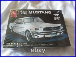 1965 Ford MUSTANG AMT MODEL KIT 50 years 1/16 scale muscle classic car SEALED