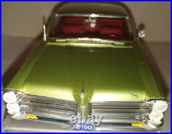 1965 Pontiac Grand Prix 2 Door Hardtop Professional Built Model Kit