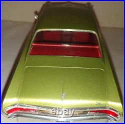1965 Pontiac Grand Prix 2 Door Hardtop Professional Built Model Kit
