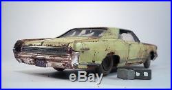 1965 Pontiac Grand Prix Pro Built Weathered Barn Find Junker Custom 1/25 AMT