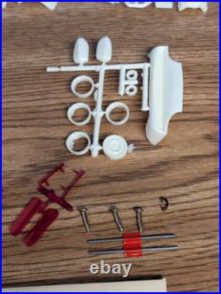 1965 Thunderbird Hardtop 1/25 Missing 1 Screw Unbuilt Vintage AMT Model