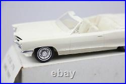 1966 Pontiac Bonneville Convertible Dealer Promo Car Ivory 1/25 Scale With Box