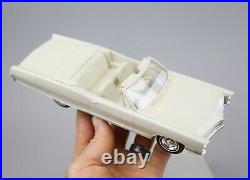 1966 Pontiac Bonneville Convertible Dealer Promo Car Ivory 1/25 Scale With Box
