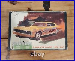 1968 AMT Chevrolet Impala SS 427 1/25th Model Kit