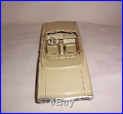 1968 Chevrolet Ss 427 Convertible Promo Model Car 1/24 Scale Amt