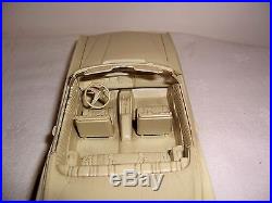 1968 Chevrolet Ss 427 Convertible Promo Model Car 1/24 Scale Amt