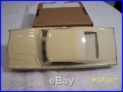 1968 Chevrolet Impala SS 427 2 Door Hdtp Coupe Dealer Promo Model Car AMT