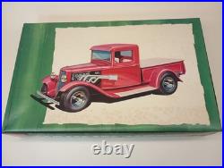1969 AMT 1934 Ford Pickup Model Haulin' Henry Elegance Series 3204-300