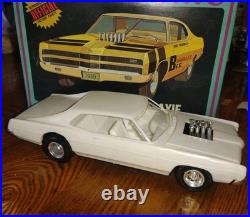 1969 AMT Ford Galaxie Bumbles Bee Gary Bumbles Barris Drag Model Kit 1/25
