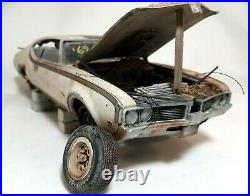 1969 Hurst Olds Junkyard Barn Find Weathered Custom Built Model 1/25 AMT