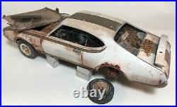 1969 Hurst Olds Junkyard Barn Find Weathered Custom Built Model 1/25 AMT