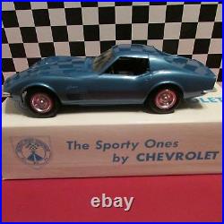 1970 Chevrolet Corvette cpe, 1/25 scale, Dealership promo model, Bridgehampton Blue