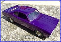 1971 Plymouth Duster Promo Model-plum Crazy-amt -ertl-jo Han