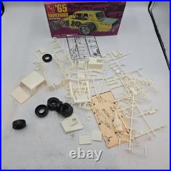 1975 AMT'65 Mustang Modified 125 Scale Model Kit Open