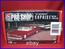 1976 Chevy Caprice with Trailer Pro Shop'76 AMT Ertl 125 Model Kit 30031