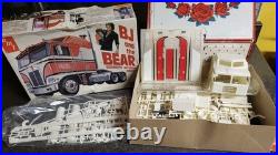 1980 AMT Matchbox BJ & The Bear Kenworth Cabover Kit # 5021 Open Box NEVER USED
