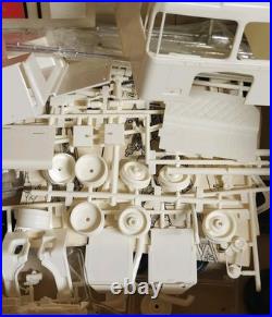 1980 AMT Matchbox BJ & The Bear Kenworth Cabover Kit # 5021 Open Box NEVER USED