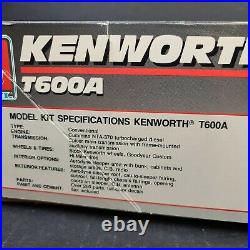 1990 AMT Ertl Kenworth T600A 1/25 Model Kit Vintage