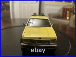 1/20 Built AMT Nissan Hardbody 4WD SE Pickup