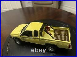 1/20 Built AMT Nissan Hardbody 4WD SE Pickup