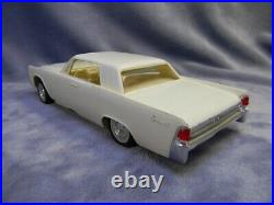1/24 1961 Amt Original Issue Lincoln Continental White Annual Model Kit Built