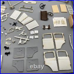 1/25 1932 Ford B Model Opening 4 Door Steering Works Hood Folds New Photo Etch